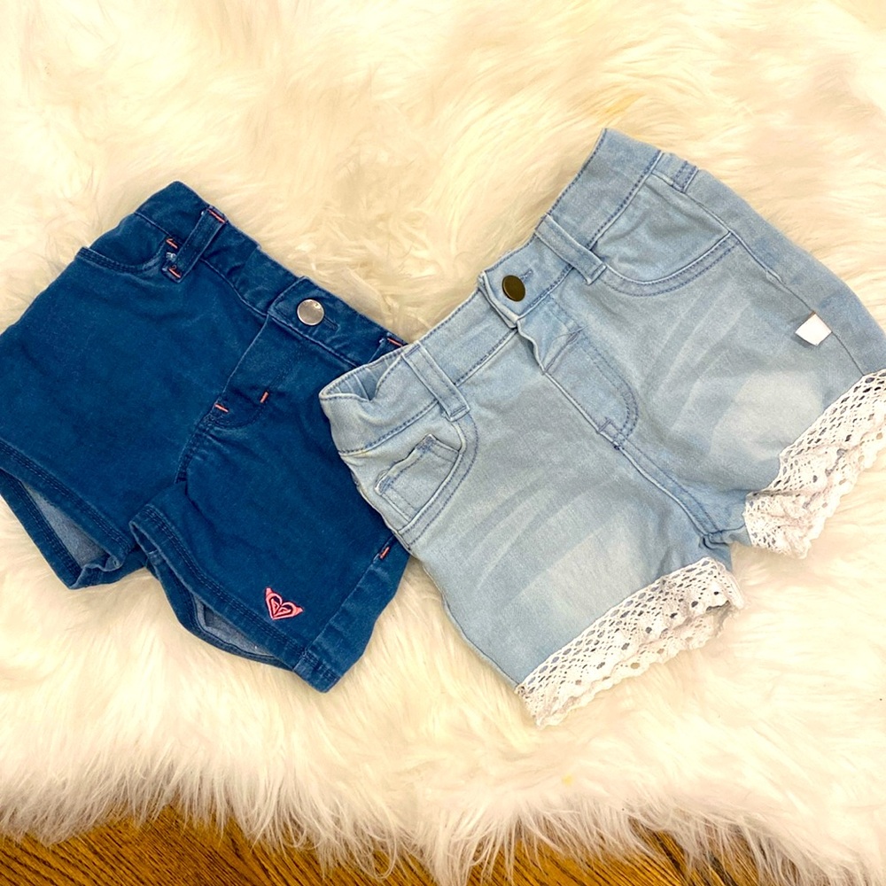 Two 24 month girl’s shorts. So cute!